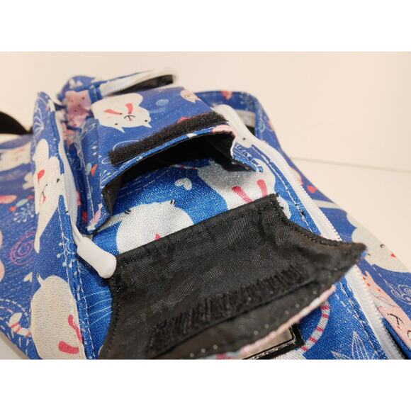 The Kamo Large Sling Crossbody Bag Shimmery Cats Hearts Blue - Picture 7 of 16